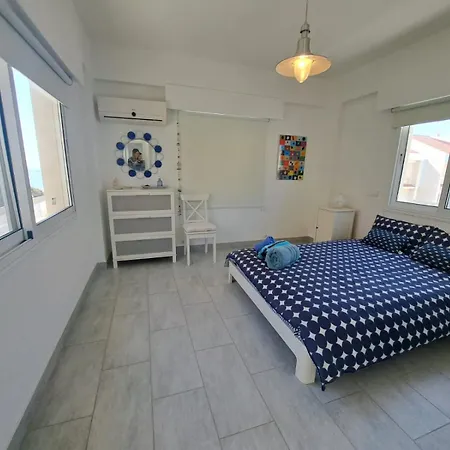 Sandy Coast Feriehus Larnaca